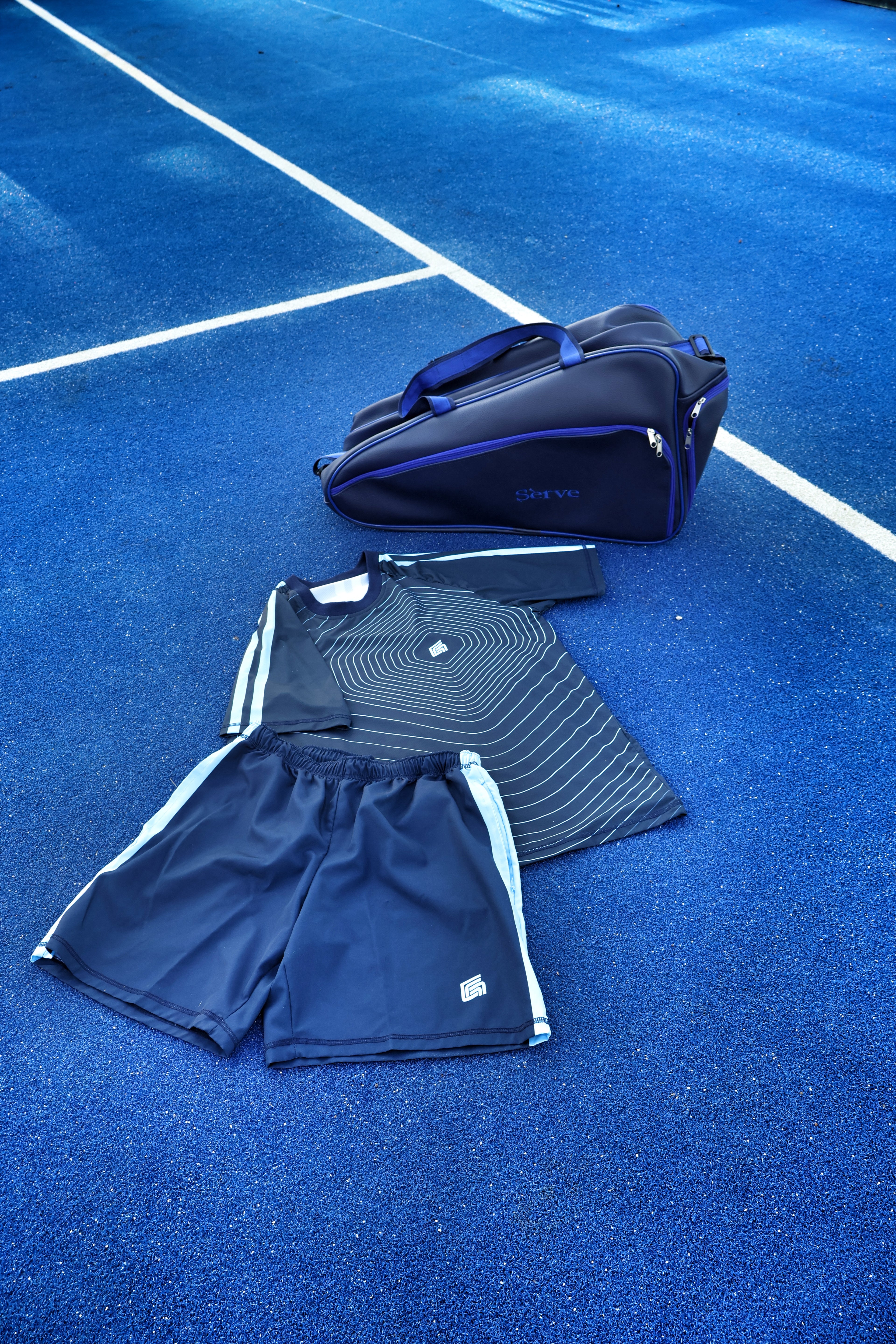 Sèrve Midnight Racquet Bag – Deep Navy with Blue Accents